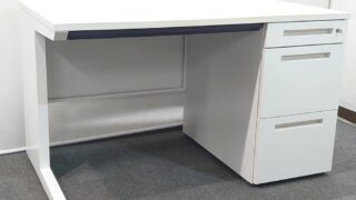 イトーキ 片袖机 W1200 ホワイト カギ付き スチールデスク 国産