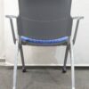 ウチダ スタッキングチェア 4脚セット 肘付キャスター付 ブルー 国産 - 画像 (6)