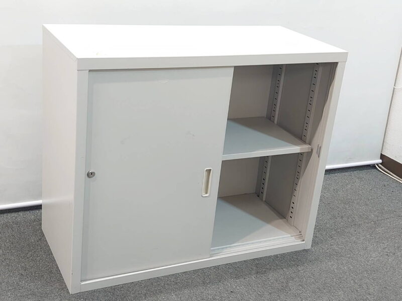 コクヨ A4サイズ 引き違い 書庫 上置き W880 D400 H730 中古 - 画像 (2)