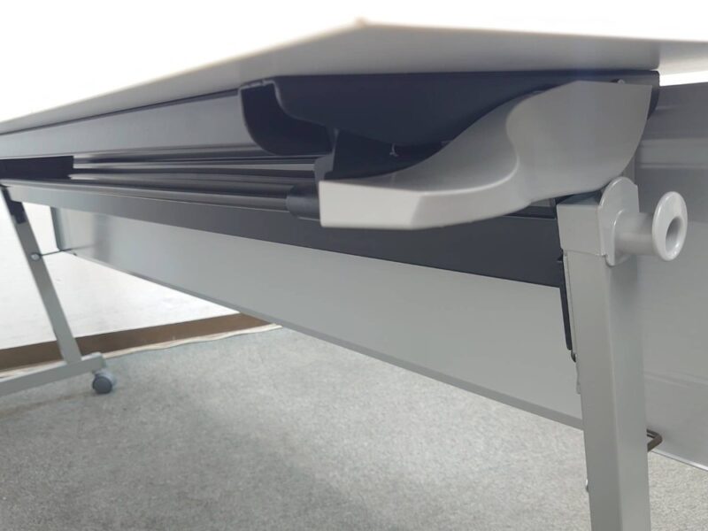 アイリス 会議テーブル 4台セット 折りたたみ W1800×D450 白 - 画像 (9)