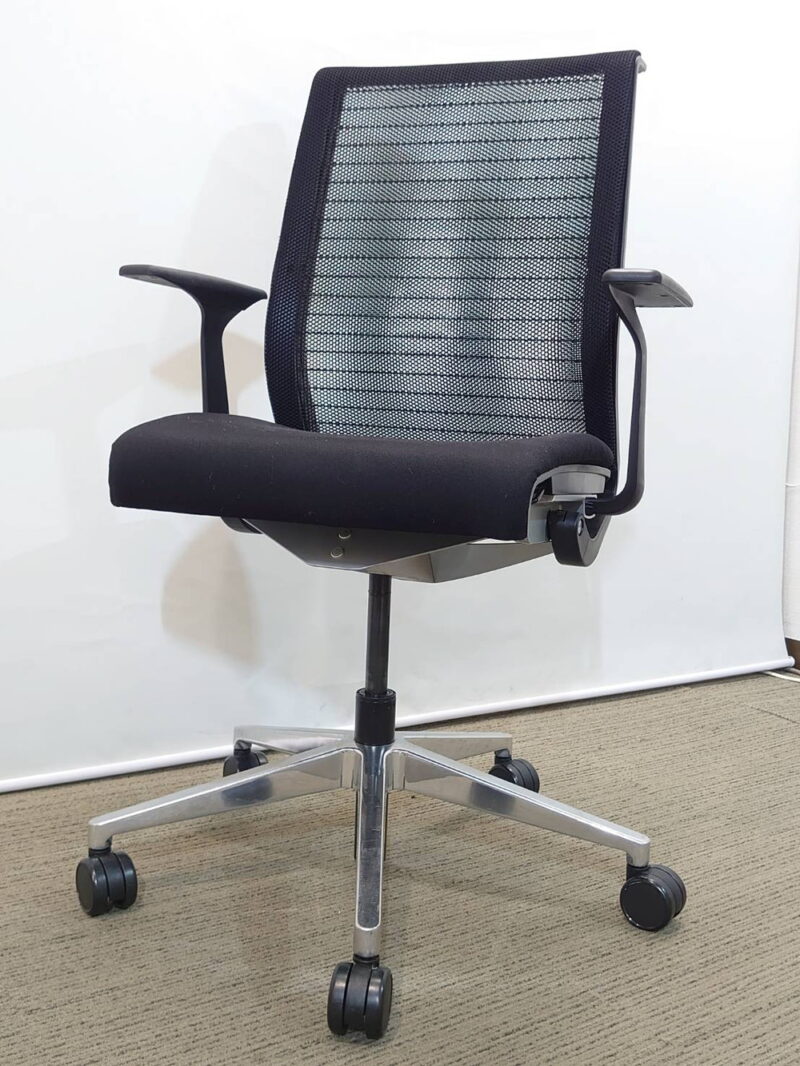 メッシュチェア スチールケース Steelcase シンクチェア Think デスクチェア オフィスチェア 事務チェア 肘付き 中古 - 画像 (2)