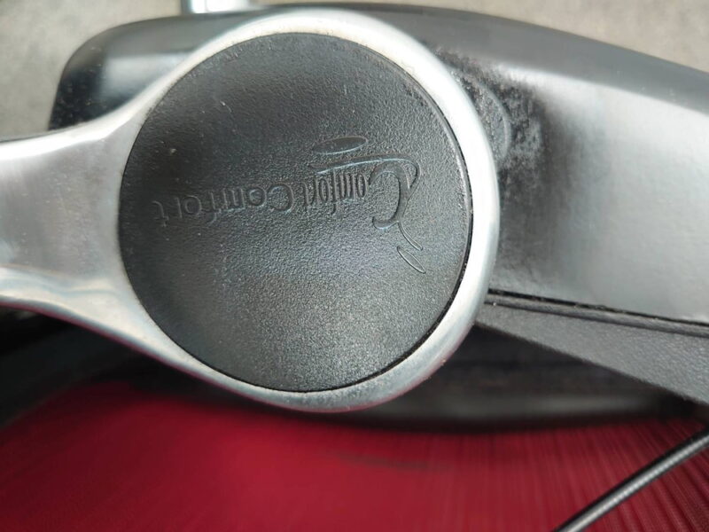 オフィスチェア エルゴヒューマン エンジョイ 関家具 レッド 中古 - 画像 (14)