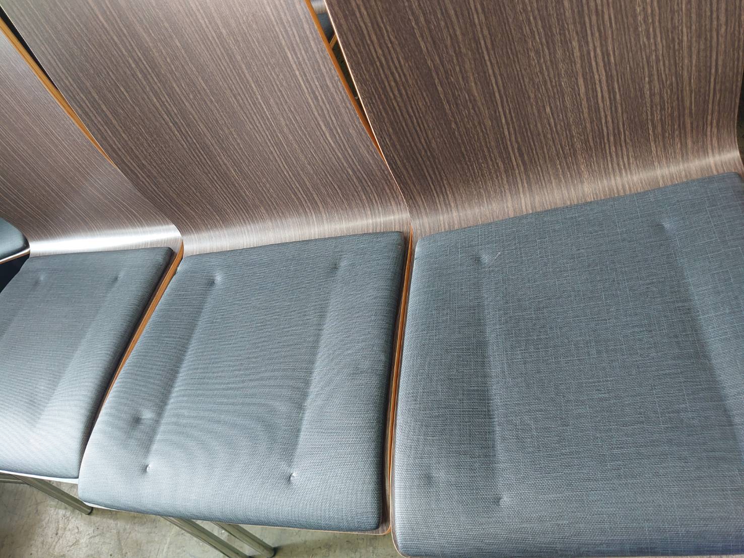 会議チェア プライウッドチェア ダークブラウン 15脚セット 中古 - 画像 (9)