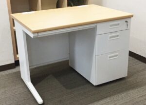 片袖机 オフィスデスク カギ付き コードホール付き W1000 木目ナチュラル リユース品