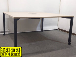 会議テーブル イトーキ アクティブフィールド フリーアドレス W1400 D1400 木目ブラウン キャスター付き 中古
