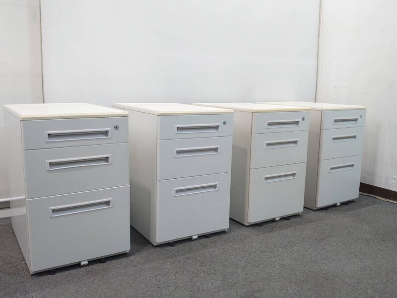 3段ワゴン ４台セット トヨスチール カギ付き ファイルキャビネット 中古 - 画像 (3)
