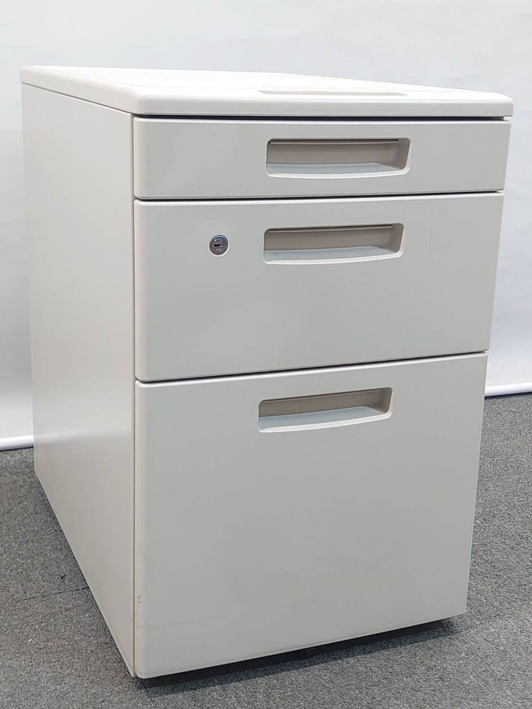 コクヨ 3段 BS ワゴン デスクワゴン ファイリングキャビネット キャスターワゴン 鍵付き 中古 - 画像 (2)