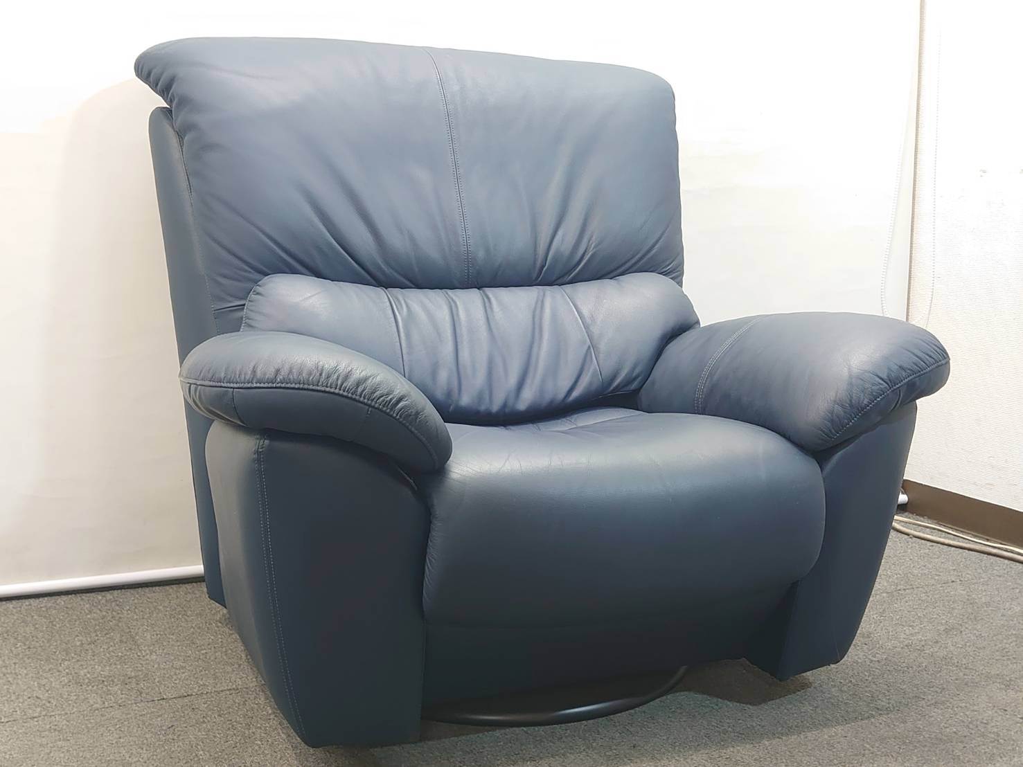 応接セット 4点セット マルニ製ソファ+カリモク製ローテーブル 革張り 天然木 リユース品 中古 - 画像 (10)