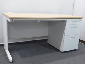 オフィスデスク 片袖机 W1400 片袖デスク 事務机 収納付きデスク 天板ナチュラル 中古