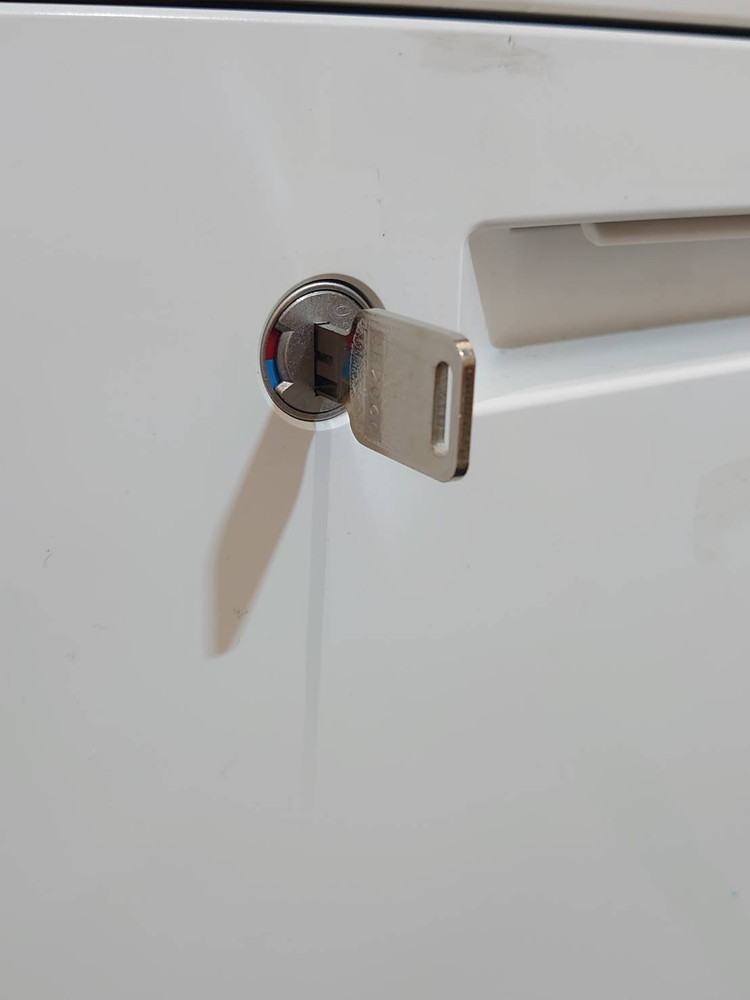 片袖机 4台セット コクヨ iSシリーズ W1100 木目ナチュラル×ホワイト 日本製 リユース品 中古 - 画像 (13)