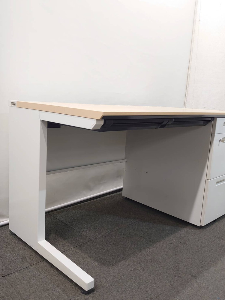 片袖机 コクヨ iSシリーズ W1300 木目ナチュラル×ホワイト 日本製 リユース品 中古 - 画像 (5)