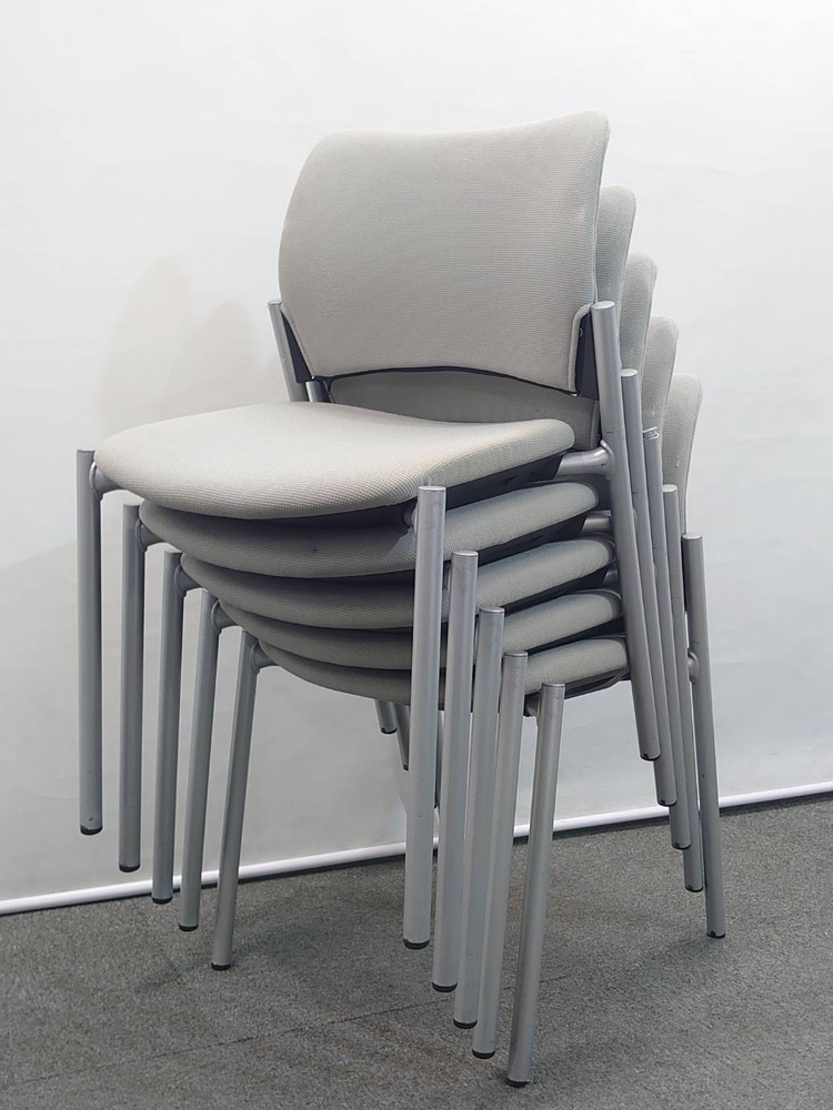 会議チェア ミーティングチェア スタックチェア オカムラ 20脚セット 8147ZZ 中古 - 画像 (2)