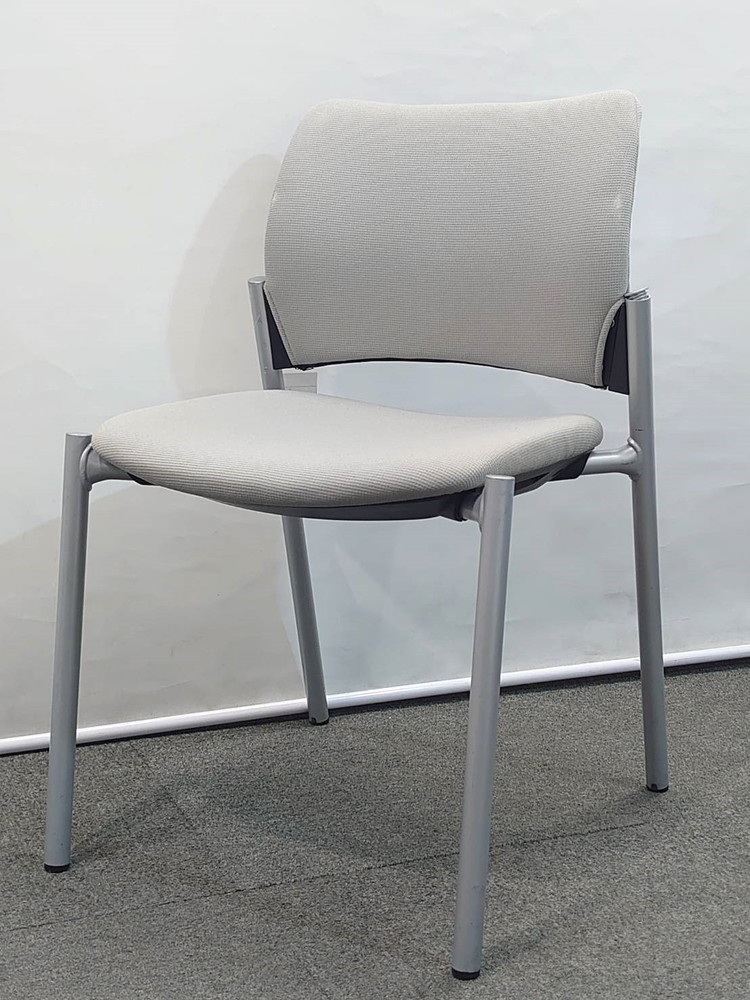 会議チェア ミーティングチェア スタックチェア オカムラ 20脚セット 8147ZZ 中古 - 画像 (5)