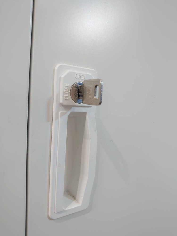 6人用ロッカー W900 H1790 生興 AKL-W6 鍵付きロッカー スチールロッカー ロッカー 中古 - 画像 (6)