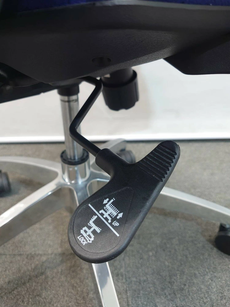 在庫30脚以上 オフィスチェア メッシュバック シンクロロッキング オカムラ 10脚セット 中古 - 画像 (7)