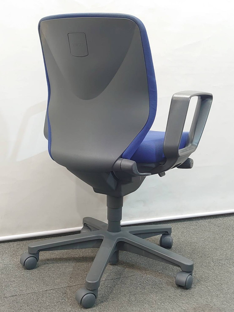 オフィスチェア コクヨ セディスタ 4脚セット ブルー リユース品 - 画像 (3)