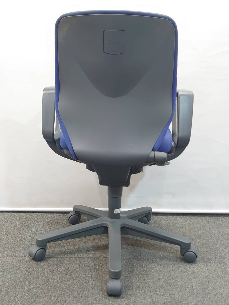 オフィスチェア コクヨ セディスタ 4脚セット ブルー リユース品 - 画像 (5)