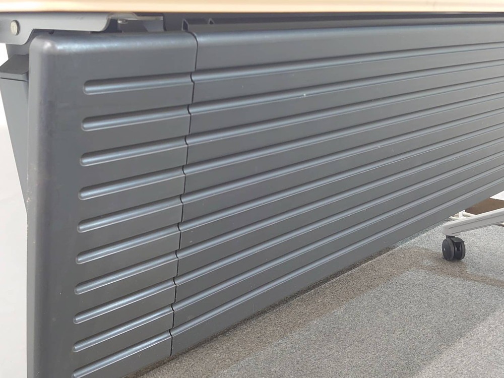 会議テーブル 折りたたみ キャスター付き 幕板付き コクヨ KTP-625 W1500 4台セット 中古 - 画像 (9)