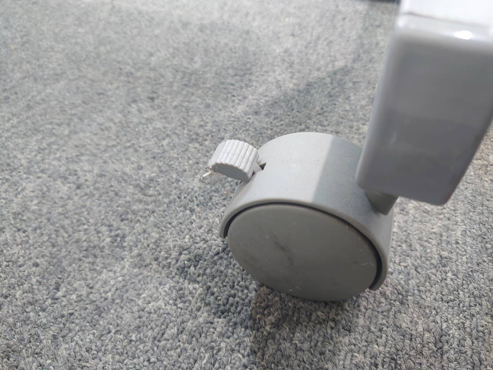 スタックテーブル 会議テーブル 折りたたみ キャスター付き W1800 D450 H700 木目ナチュラル 中古 - 画像 (6)