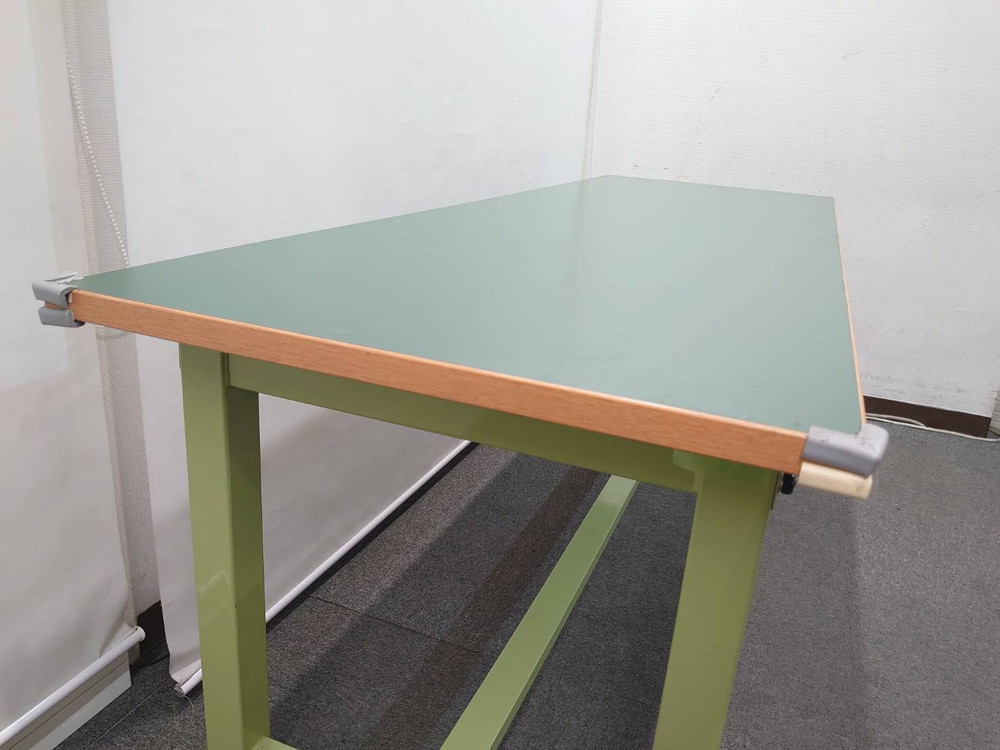 作業台 サカエ 作業テーブル 工具台 固定脚 KTタイプ W1800 D600 H720 中古 - 画像 (6)