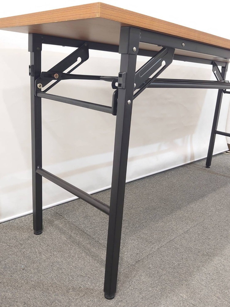 会議テーブル 折りたたみ 木目調 棚付き W1500 D450 H700 中古 - 画像 (5)