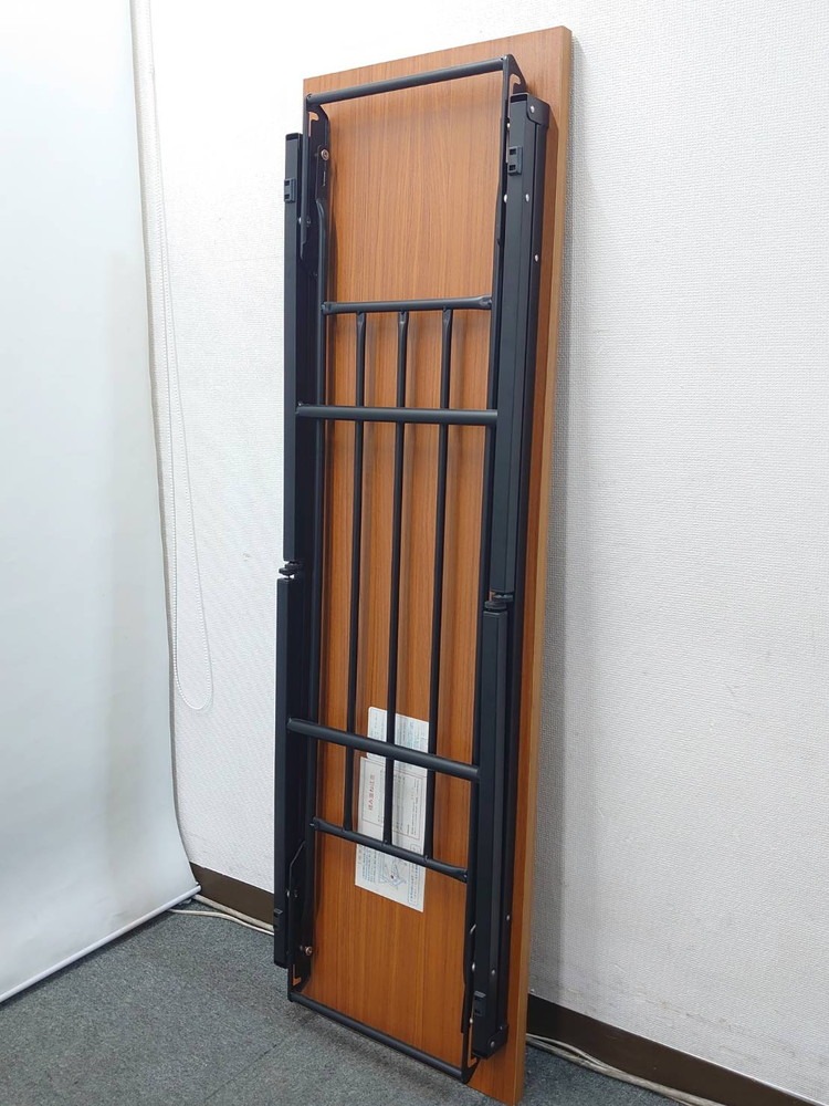 会議テーブル 折りたたみ 木目調 棚付き W1500 D450 H700 中古 - 画像 (9)