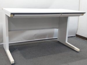 平机 W1200×D700×H720 コクヨ iS スチールデスク オフィスデスク ワークデスク 机 デスク PCデスク 事務机 中古