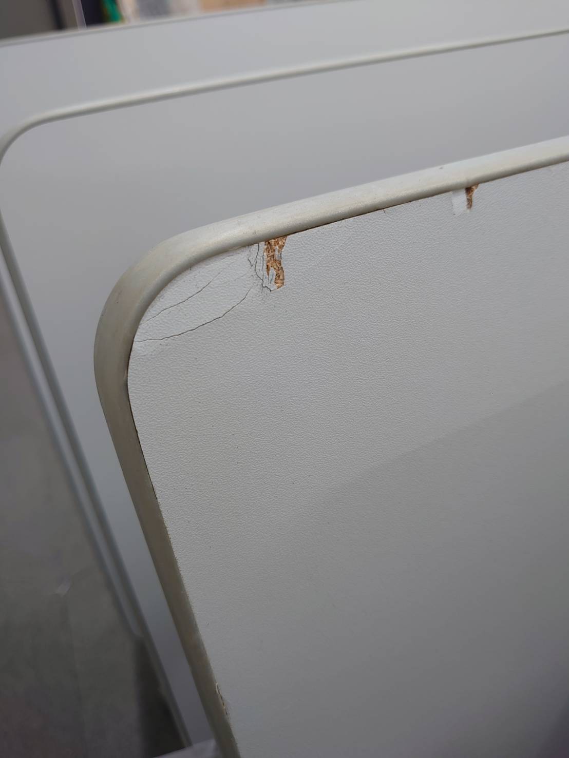 会議テーブル W1800 D450 H700 THL 折りたたみ 10台セット 中古 - 画像 (10)