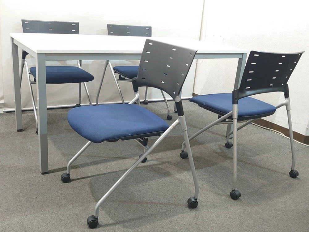 ミーティングセット テーブル3色あり 会議チェア スタッキングチェア スタックチェア キャスター付きチェア 中古