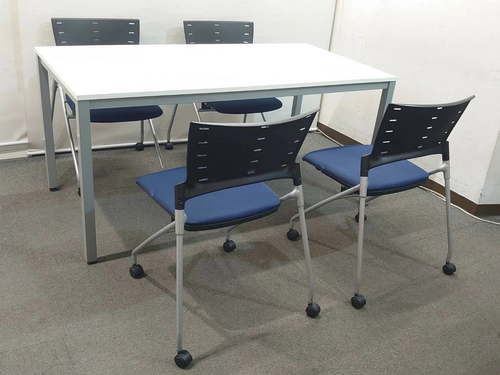 ミーティングセット テーブル3色あり 会議チェア スタッキングチェア スタックチェア キャスター付きチェア 中古 - 画像 (3)
