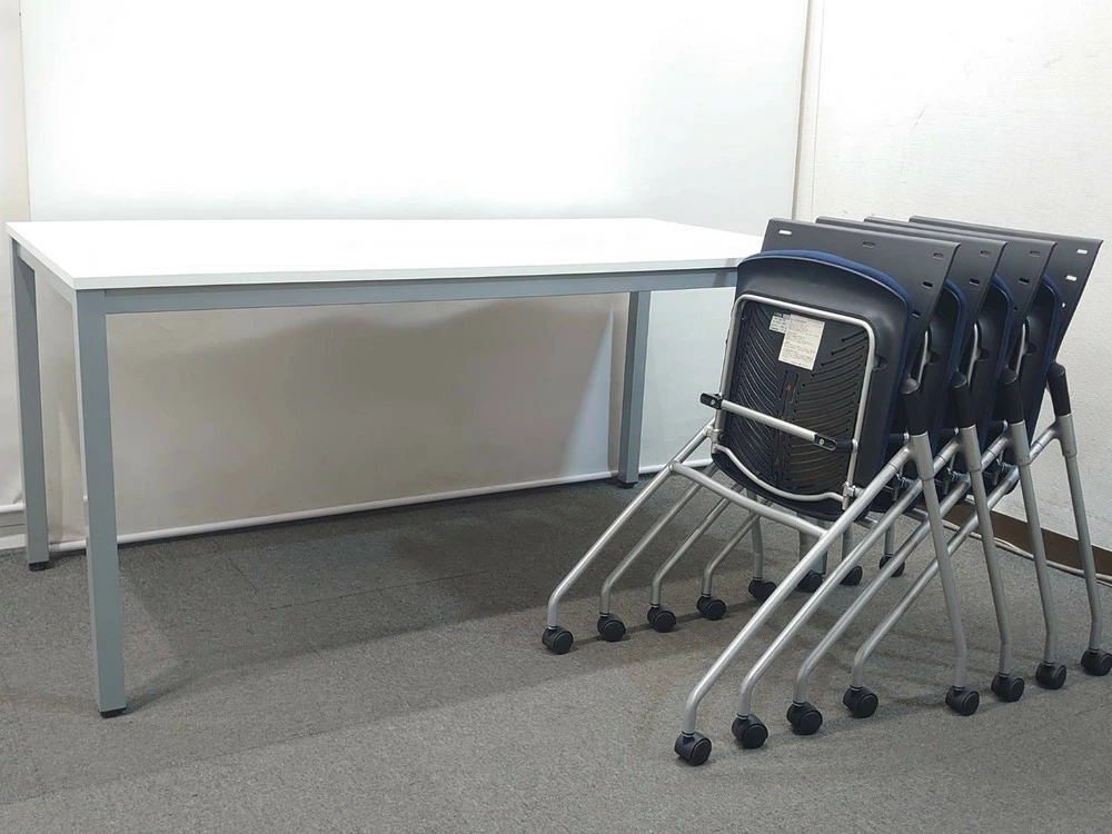 ミーティングセット テーブル3色あり 会議チェア スタッキングチェア スタックチェア キャスター付きチェア 中古 - 画像 (4)
