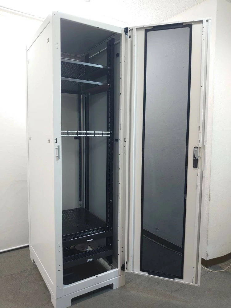 サーバーラック 19インチEIA規格 河村電器産業 ITN42-9020 W600×D900×H2100 ホワイトグレー 中古 - 画像 (4)