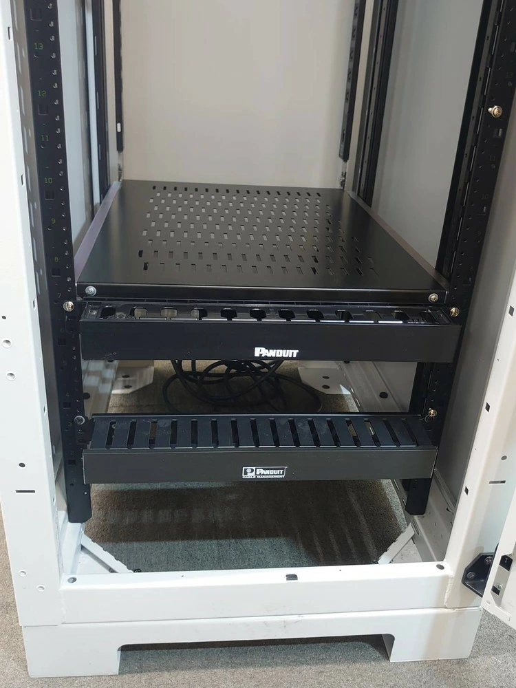 サーバーラック 19インチEIA規格 河村電器産業 ITN42-9020 W600×D900×H2100 ホワイトグレー 中古 - 画像 (6)