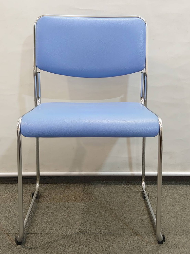 在庫580脚 会議チェア 100脚セット スタッキングチェア ループ脚 ライトブルー 中古 - 画像 (7)
