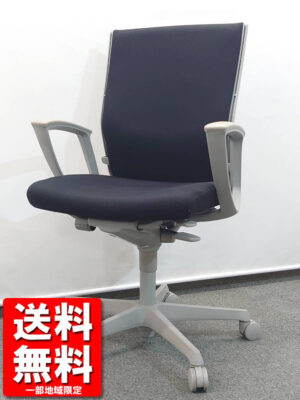 オフィスチェア 肘付き オカムラ エスクード 黒 キャスター付き デスクチェア 事務チェア PCチェア 中古
