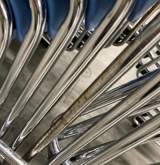 在庫580脚 会議チェア 100脚セット スタッキングチェア ループ脚 ライトブルー 中古 - 画像 (11)