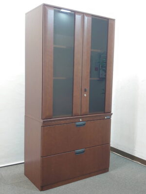 ガラス書庫 オカムラ W900 H1800 カギ付き 木製書庫 役員書庫 収納庫 キャビネット 中古