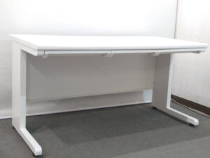 平机 幅140cm オフィスデスク コードホール付 ホワイト スチールデスク ワークデスク 平デスク 中古