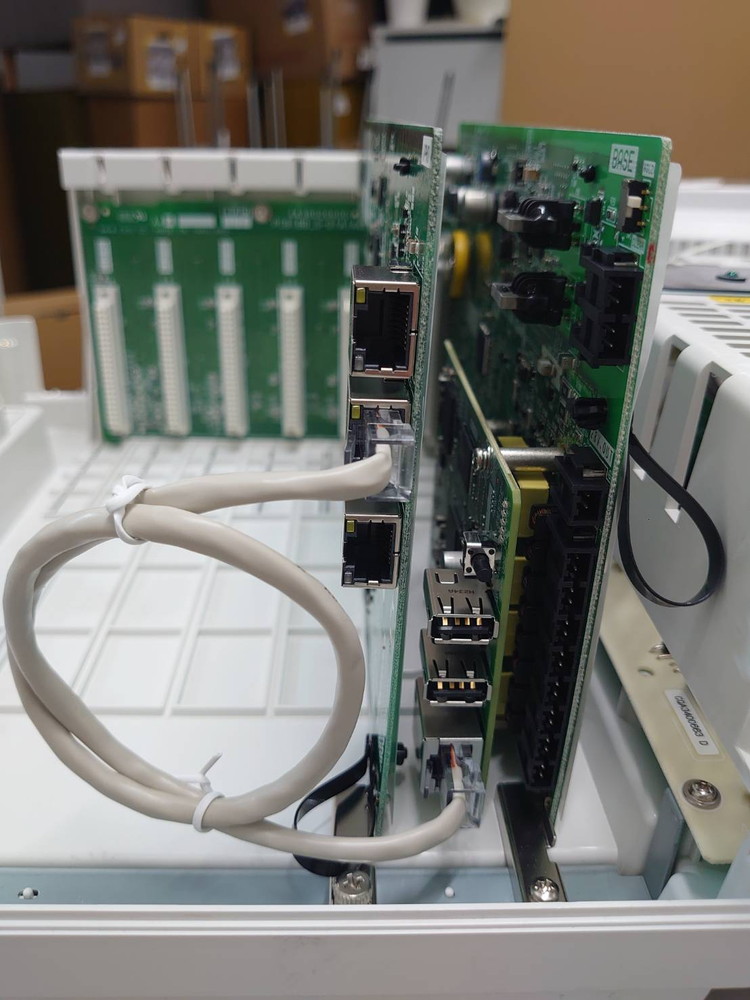 ビジネスフォン 主装置+電話機5台セット SAXA PT3000Std 中古 - 画像 (8)