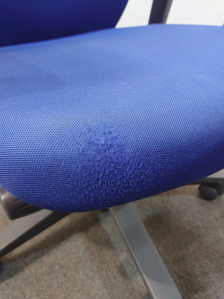 訳あり特価 オフィスチェア 肘付き コクヨ セディスタ デスクチェア ブルー キャスターチェア 事務チェア 中古 - 画像 (8)