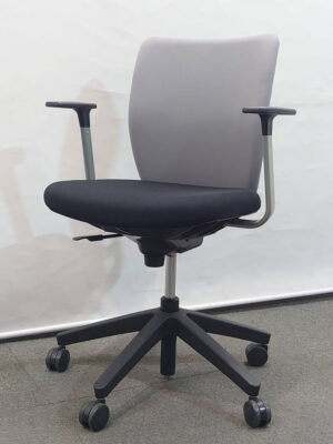 在庫20脚以上 オフィスチェア ウチダ エポチェア 肘付き キャスターチェア 中古