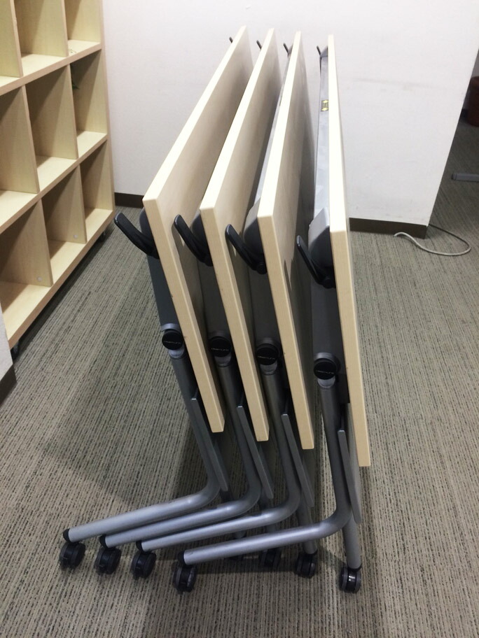 オカムラ ネスティア 折りたたみテーブル 折り畳みテーブル 会議テーブル ミーティングテーブル フラップテーブル 棚付き 中古 - 画像 (5)