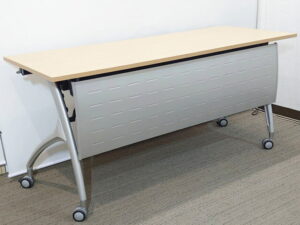 会議テーブル W1800 D450 イトーキ リリッシュ 折りたたみテーブル スタックテーブル 中古