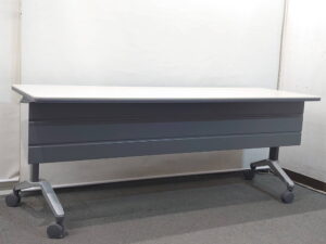 会議テーブル W1800 D600 コクヨ スタックテーブル 折りたたみテーブル キャスター付き 中古