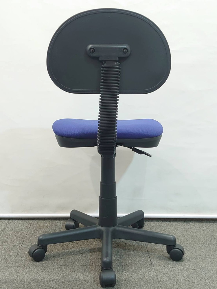 地域限定送料無料 オフィスチェア 4脚セット 肘なし キャスターチェア キャスター付き ブルー 中古 - 画像 (5)