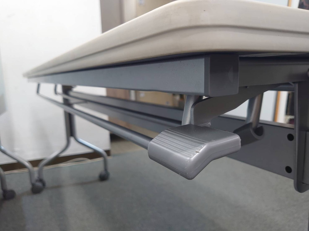 会議テーブル 5台セット W1500 D450 H700 ナイキ 折りたたみテーブル スタックテーブル 中古 - 画像 (9)