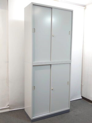 引き違い書庫 2枚戸書庫  W900×D400×H2160 上下書庫  引き戸書庫 キャビネット カギ付き ライオン事務機 LION 中古
