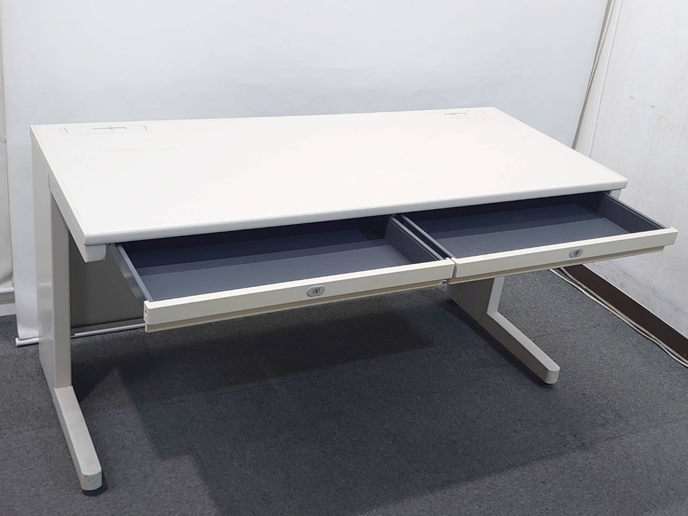 在庫9台 平机 W1400 D600 H700 オフィスデスク 事務机 コクヨ BS 中古 - 画像 (2)