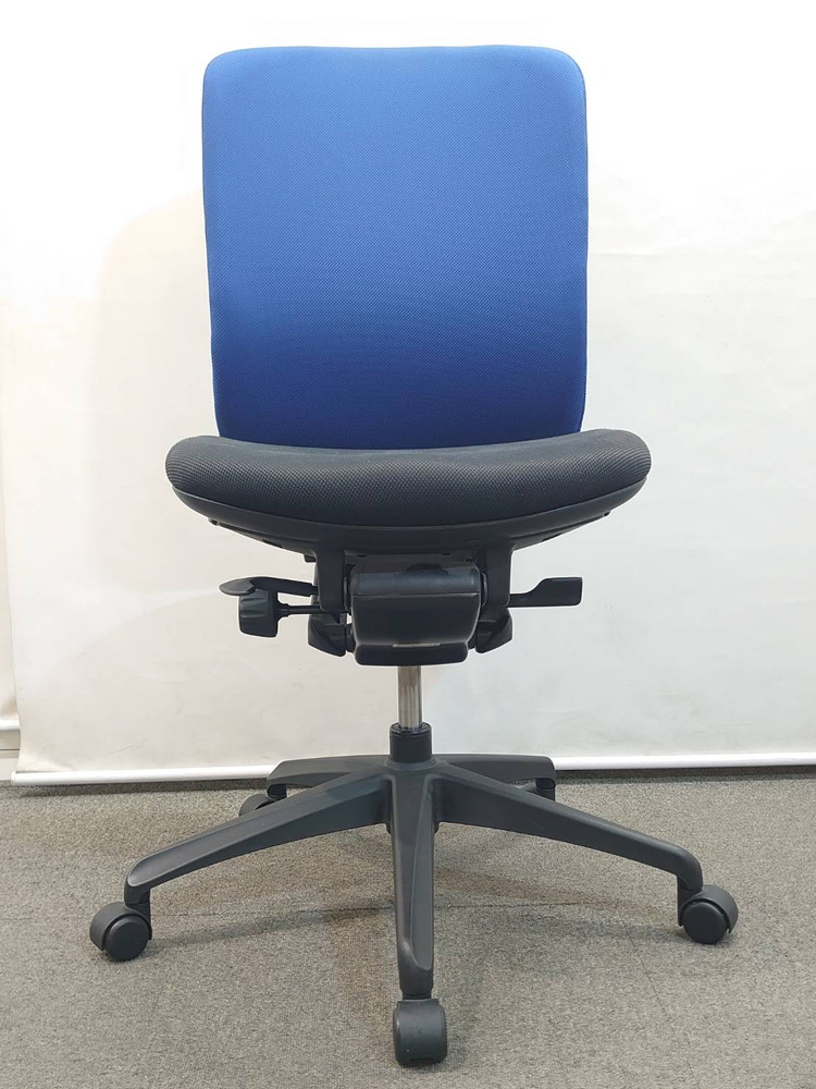 オフィスチェア 肘なし イナバ イエラ ブルー ブラック ハイバックチェア ロッキング 中古 - 画像 (4)