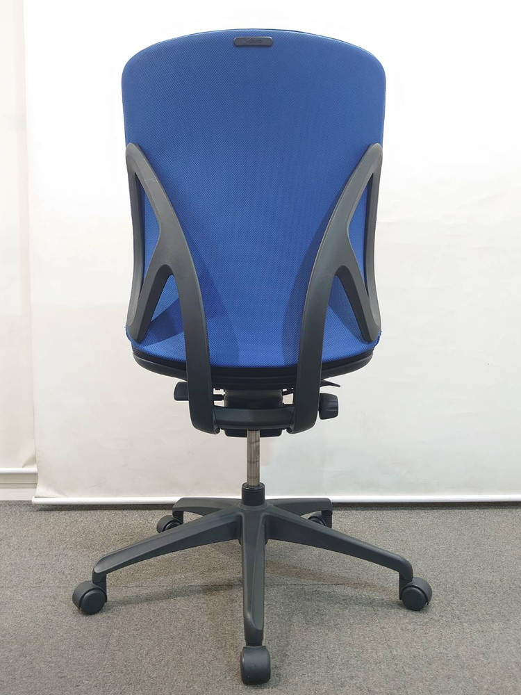 オフィスチェア 肘なし イナバ イエラ ブルー ブラック ハイバックチェア ロッキング 中古 - 画像 (5)